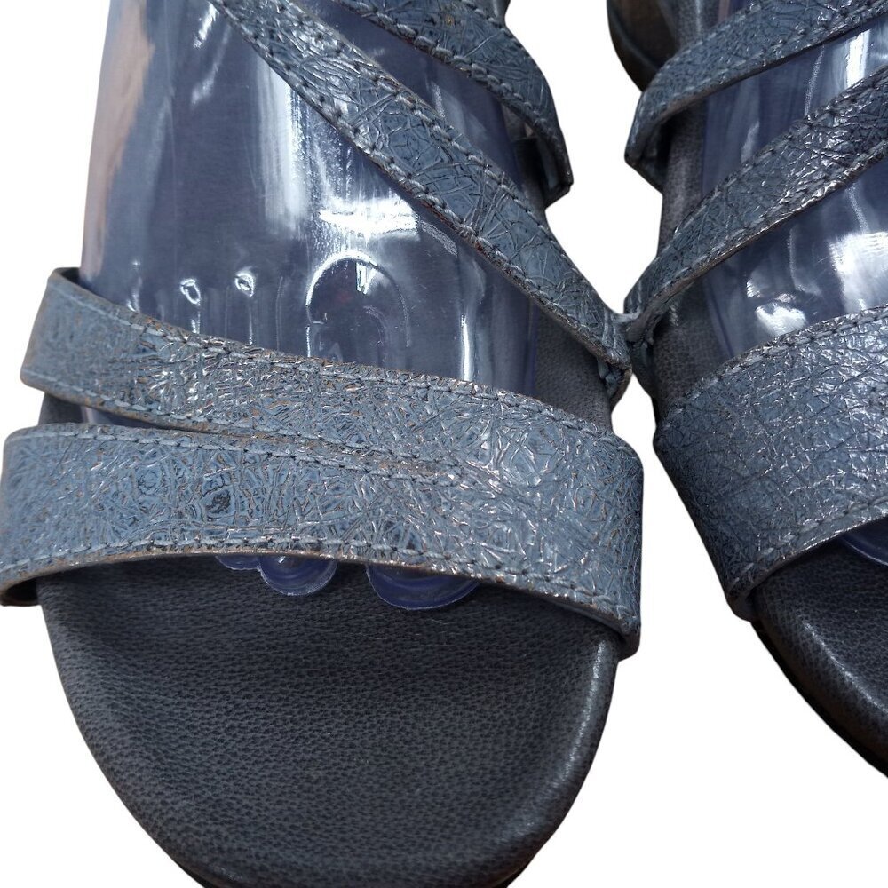 Dansko Addyson Pewter Leather Strappy Wedge Sandals Size 40 US 9.5-10 Metallic - Picture 5 of 13
